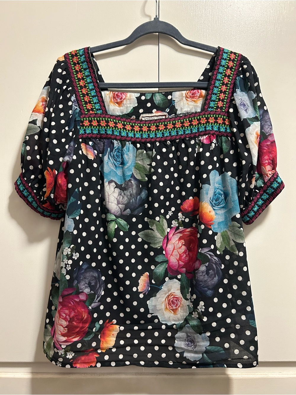 Johnny Was Black Polka Dot Floral Embroidered Square-Neck Blouse.